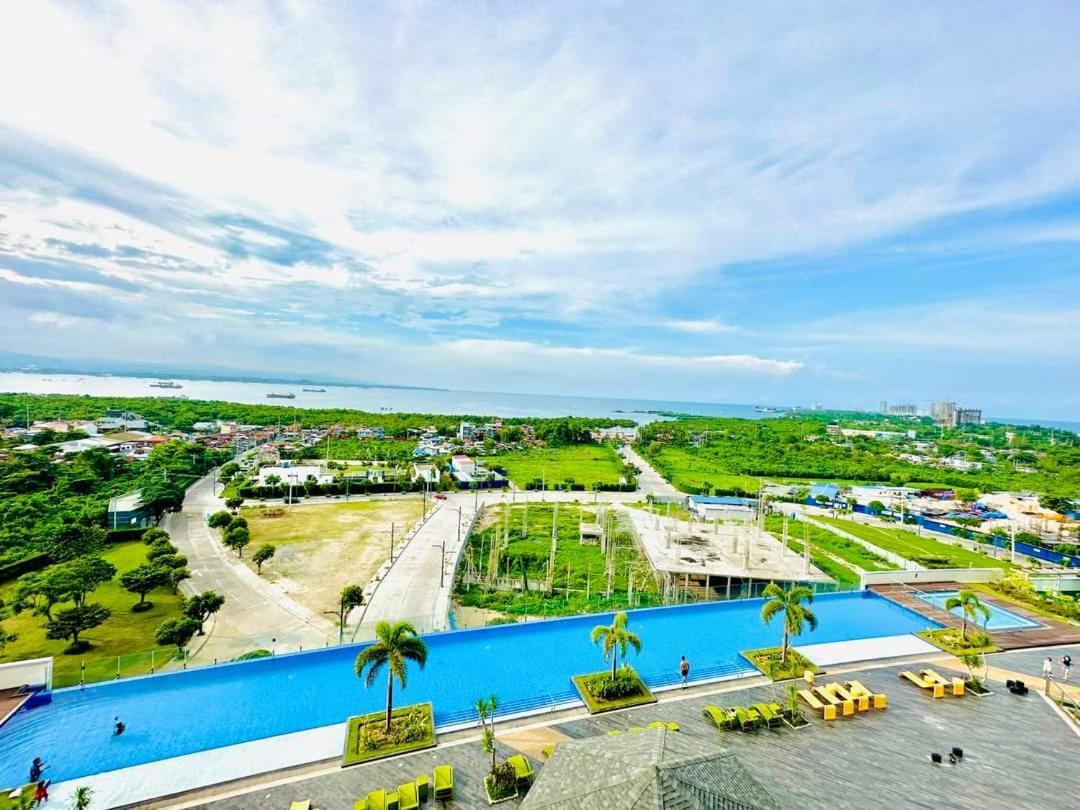 Mactan Newtown Condo Lapu-Lapu City Esterno foto