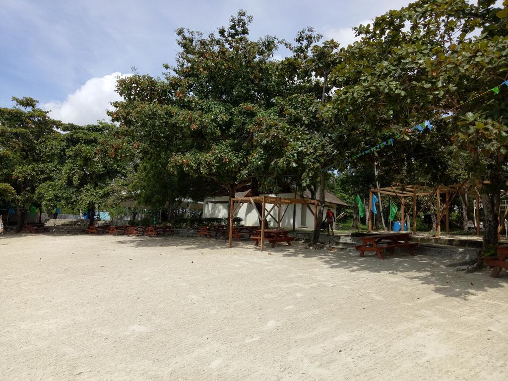 Mactan Newtown Condo Lapu-Lapu City Esterno foto