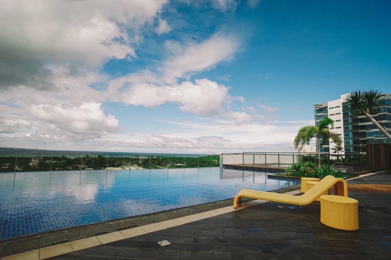 Mactan Newtown Condo Lapu-Lapu City Esterno foto